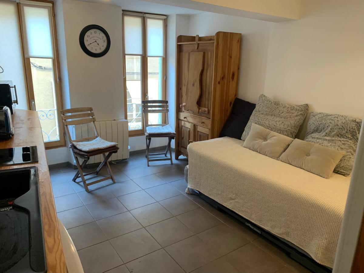 Location Barcelonnette Exterior photo
